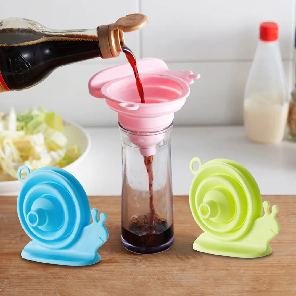 

Kitchen Home Mini Food Grade Silicone Folding Telescopic Funnel Holding Telescopic Mini Snail Small Funnel Food Grade Silica