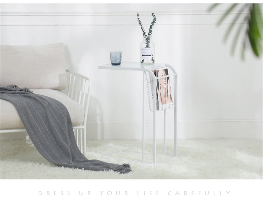 Креативный скандинавский кофейный мини-столик, высококачественный современный минималистичный домашний столик для спальни, маленький железный художественный прикроватный столик