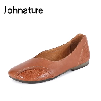 

Johnature 2020 Spring/Autumn Genuine Leather Round Toe Totem Low (1cm-3cm) Retro Women Shoes