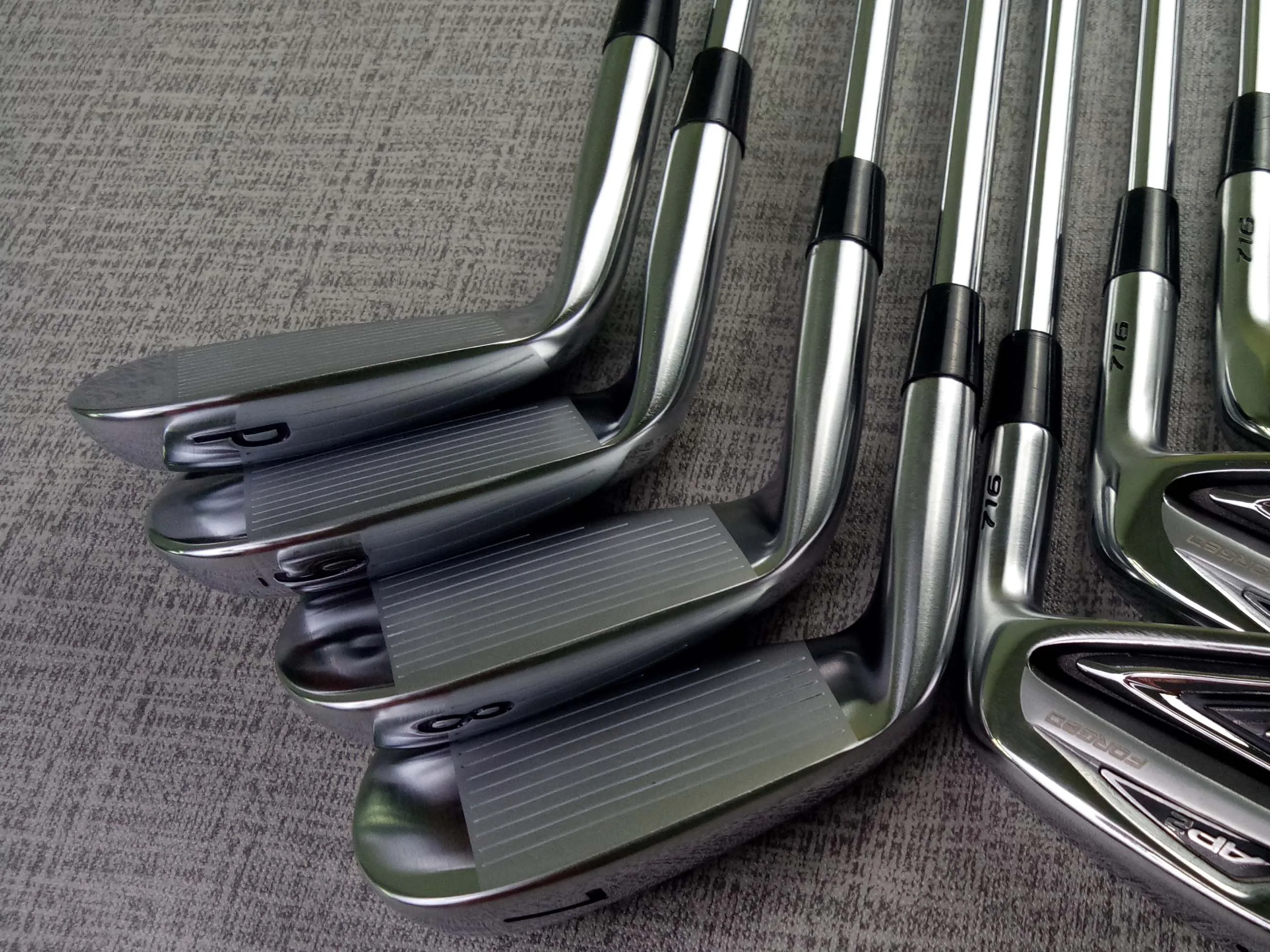 

A2 716 Golf Irons Golf Clubs Iron Complete Set 3-9P Head Cover, Graphite or Steel shaft