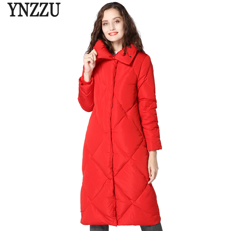 

YNZZU Brand New Winter Women's Down Jacket 2018 Elegant Long 90% White Duck Down Coat Fluffy Red Christmas Female Jacket YO671