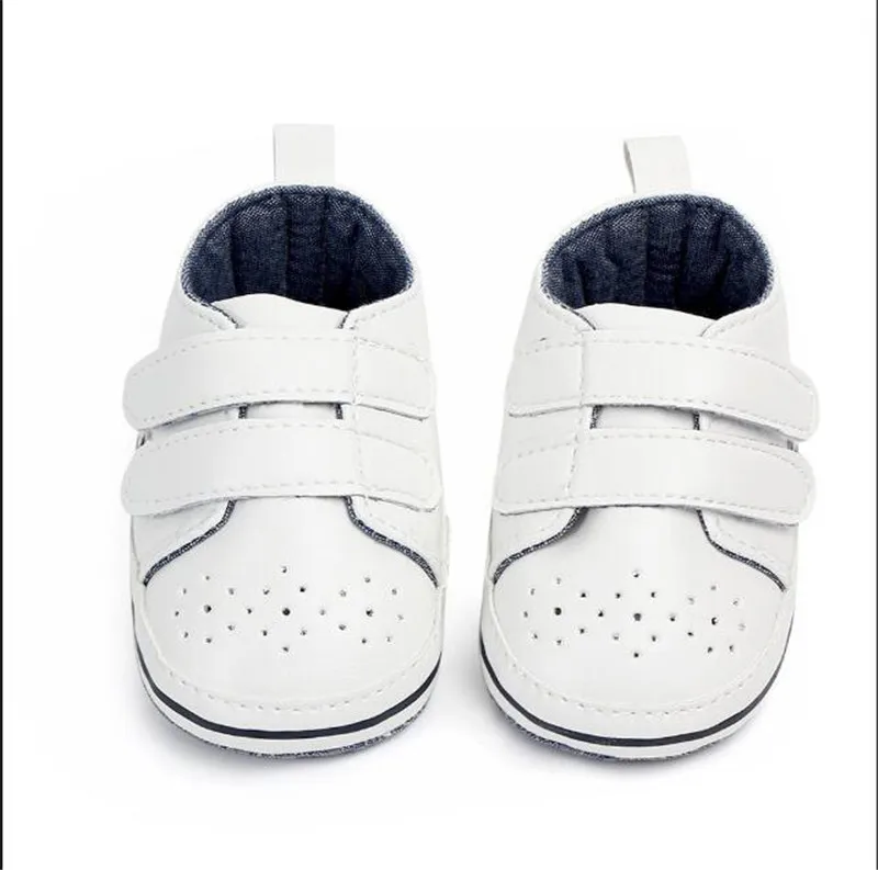 Детская обувь из искусственной кожи; мягкая спортивная обувь для младенцев; повседневная обувь для мальчиков; обувь для первых шагов