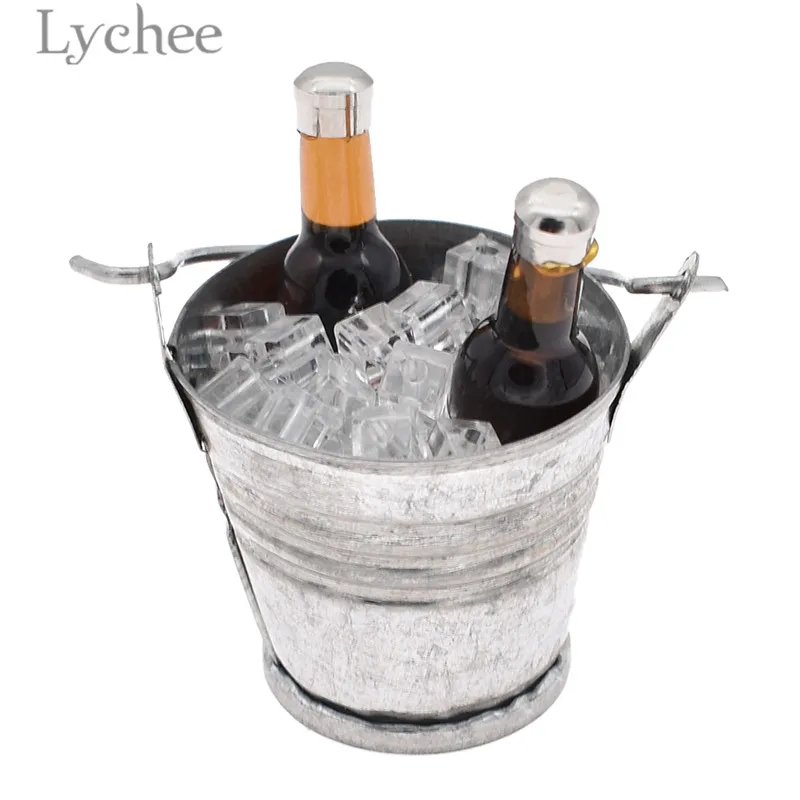 

Lychee 1/6 Scale Ice Cube Bucket With Beer Bottles Mini Doll House Models Creative Home Decoration Gifts for Kids