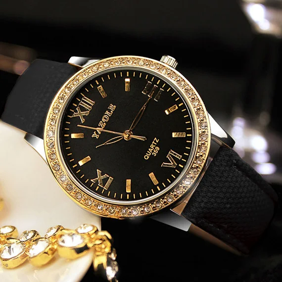 

2018 new diamond-encrusted dial dial leather strap casual fashion exquisite precision high-end luxury women's quartz watch