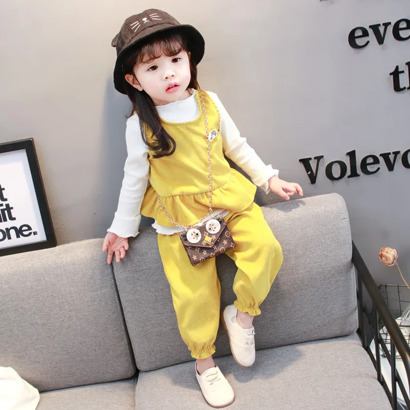 

2023 New Baby Girl Clothes Butterfly Sleeve T-shirt+Vest+Pants Cute Baby Clothing Sets For Girls Spring Newborn Clothes