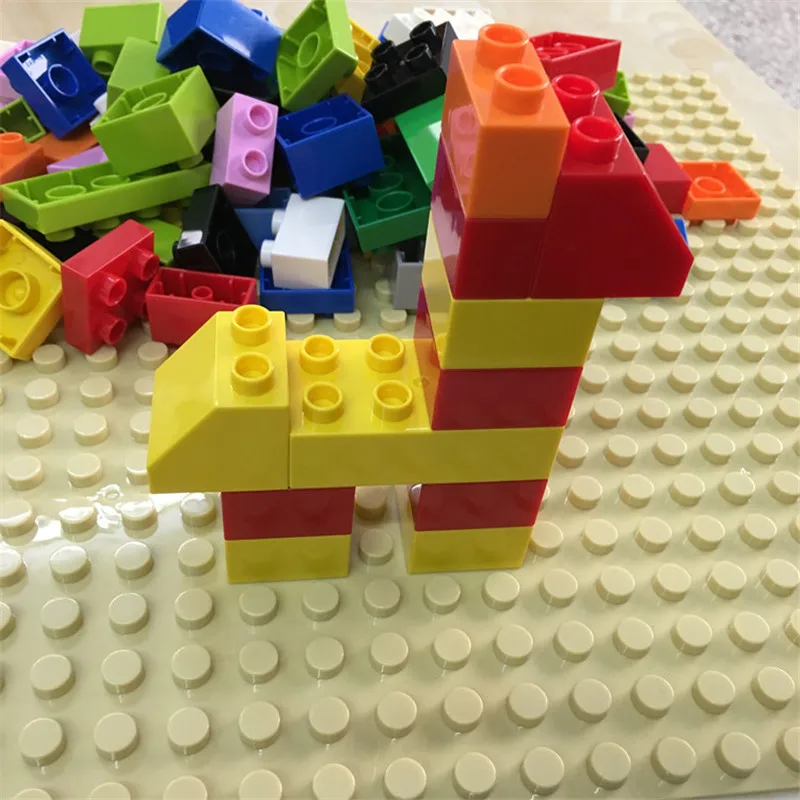10577189654_1589916803