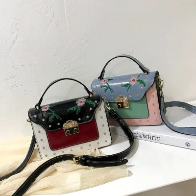 

bags for women 2019 new embroidered rhinestone diagonal cross bag multi-layer shoulder bag purse bolsa feminina mujer beach