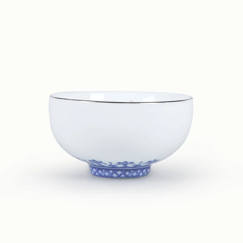 65 мл бутик голубой и белый фарфор серебра окрашены вишня Керамика Чай чашки Китайский кунг-фу Чай комплект Чай чашки мастер чашки Чай чаша - Цвет: B