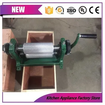 

high quality 74*195mm manual beeswax comb foundation mill machine