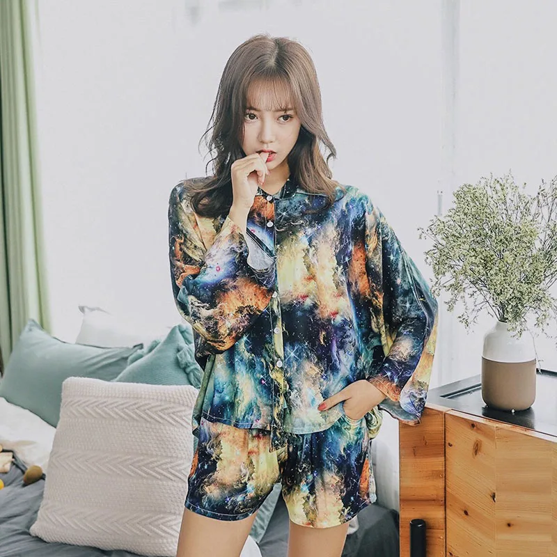 

Ladies Pajamas Set Summer New Korean Style Sleepwear Comfort Satin Starry Sky Printing Top+Shorts Turn-Down Collar Homewear Set