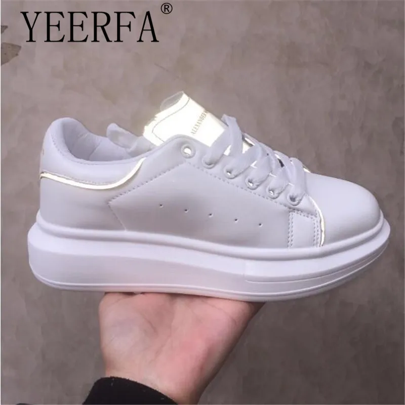 

Top quality Men Platform Sneakers woman White Shoes Women Csusal Shoes Sneakers Chunky Trainers Walking 2019 Mcqueens flat shoes