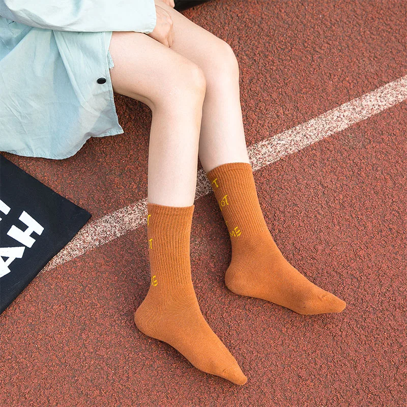 

Cute Long Socks Women Harajuku Fashion Letter Character Patterend Ankle Socks Hipster Skatebord Ankle Funny Socks Female
