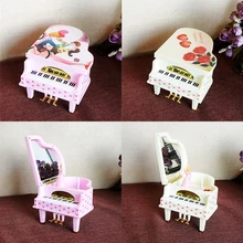 HAOCHU Rose Lovers Clockwork Type Rotary Classical Princess On The Piano Music Box Valentine’s Day Wedding Gift Kids Toys