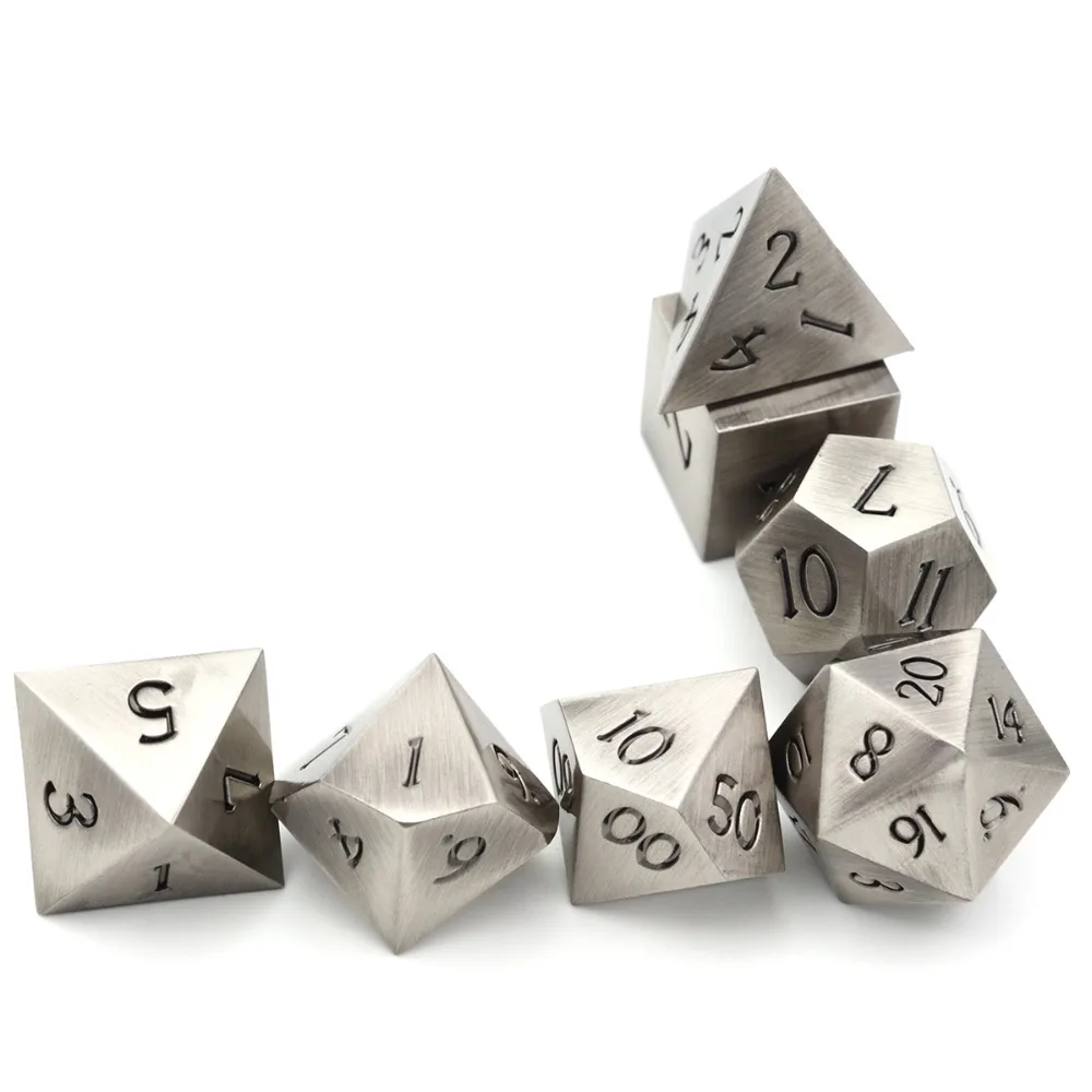 Ceny Klasyczne Battleworn srebrny w czarny dla RPG Dungeons and Dragons D D matematyka nauczania D4 D6 D8 D10 D12 D20 worek kości obejmują