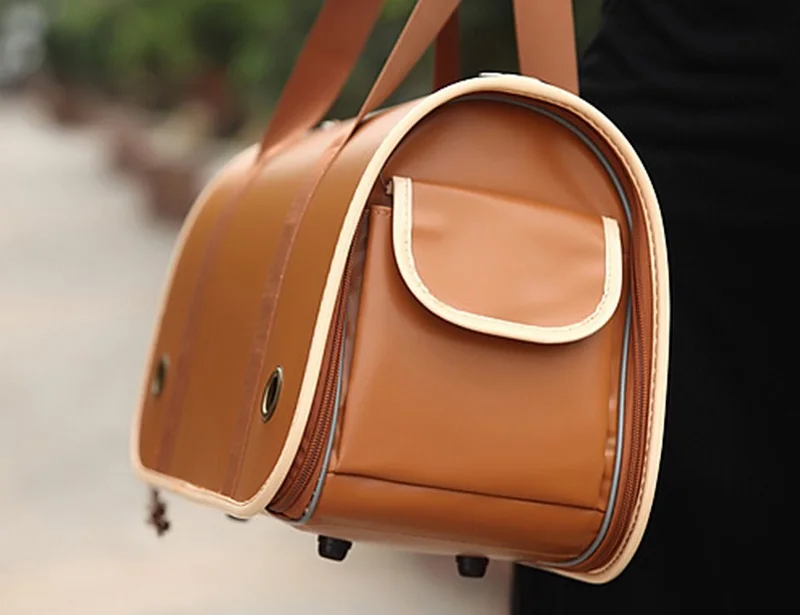 X20_PU_Leather_Pet_Dog_Carrier_Bag_Breathable_Portable_Travel_Dog_Carrier_Handbag_Puppy_Dog_Cat_Carrier_Bag_Waterproof (2)