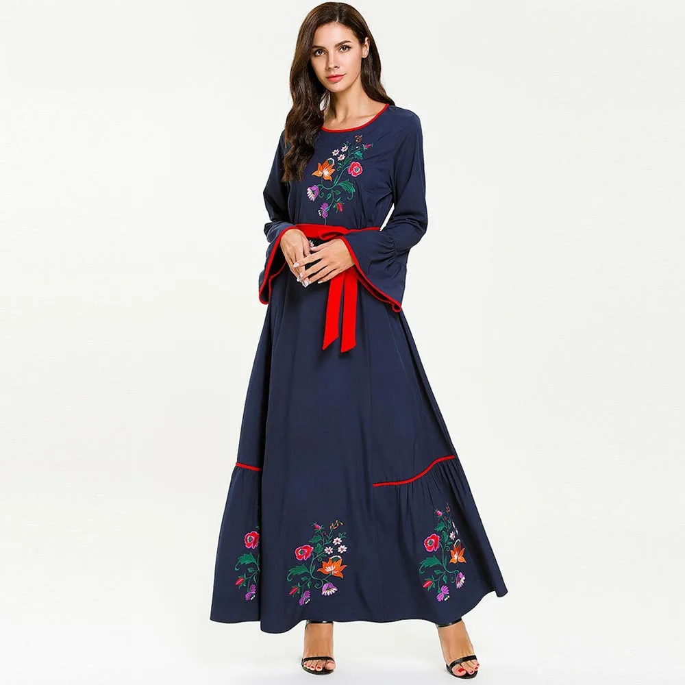 

4XL Flower Embroidery Middle East Women Muslim Dress Robe Abaya Islamic Muslim Middle Eastern Long Dress Jilbab Femme Musulman