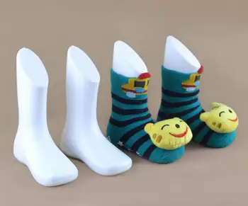 

wholesale 15*11cm Plastic child Feet 5-10 month old leg foot Mannequin Excellent To Display Socks Value Salet,one pair,M00537F