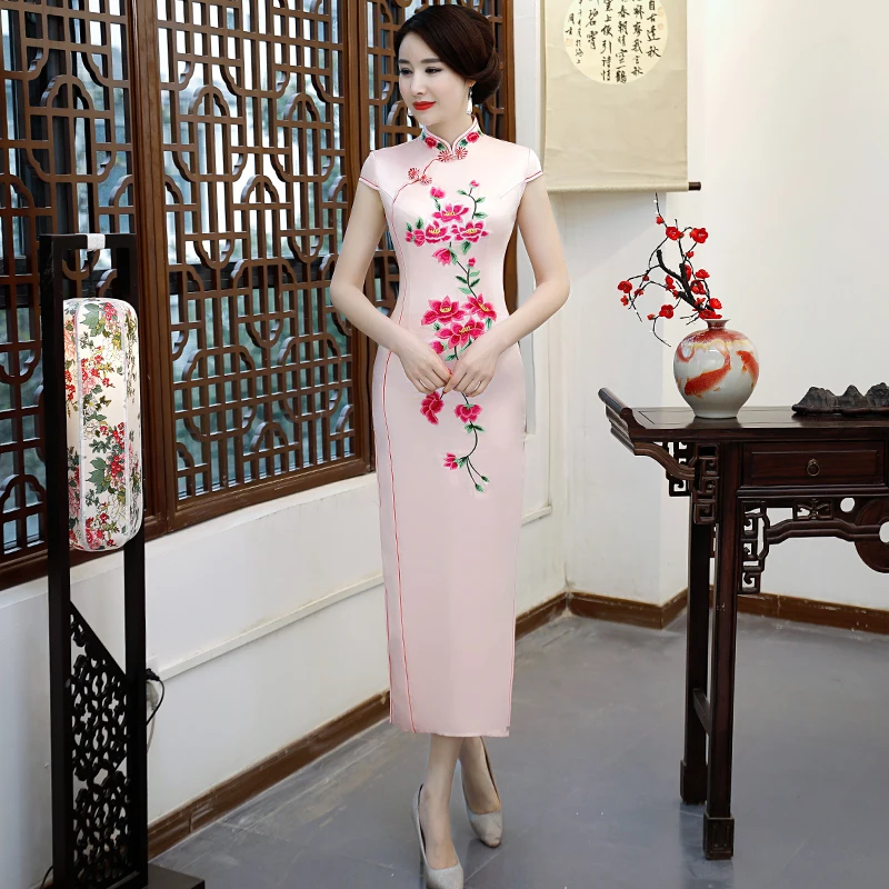 

Ladies Rayon Cheongsam 2019 New Summer Chinese style Mandarin Collar Long Dress Stylish Womens Qipao Slim Party Dresses Vestido