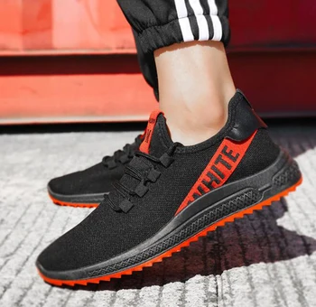 

Men's Mesh Breathable Shoes Spring Trend Flyknit Men's Shoes Explosions Casual Shoes Soft Bottom Comfortable Simple Shoes