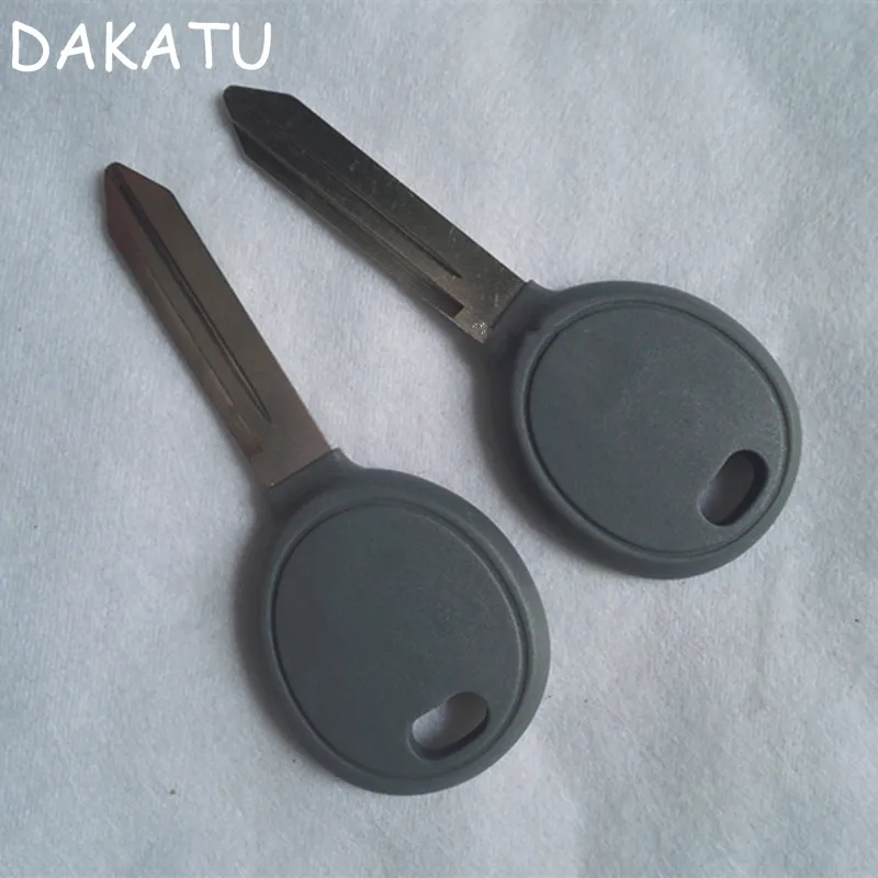 Dakatu Replacement Transponder Chip Key Shell For Chrysler
