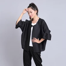 Miyake fold slash шеи рукав четверти короткий параграф фонарь рукав пальто