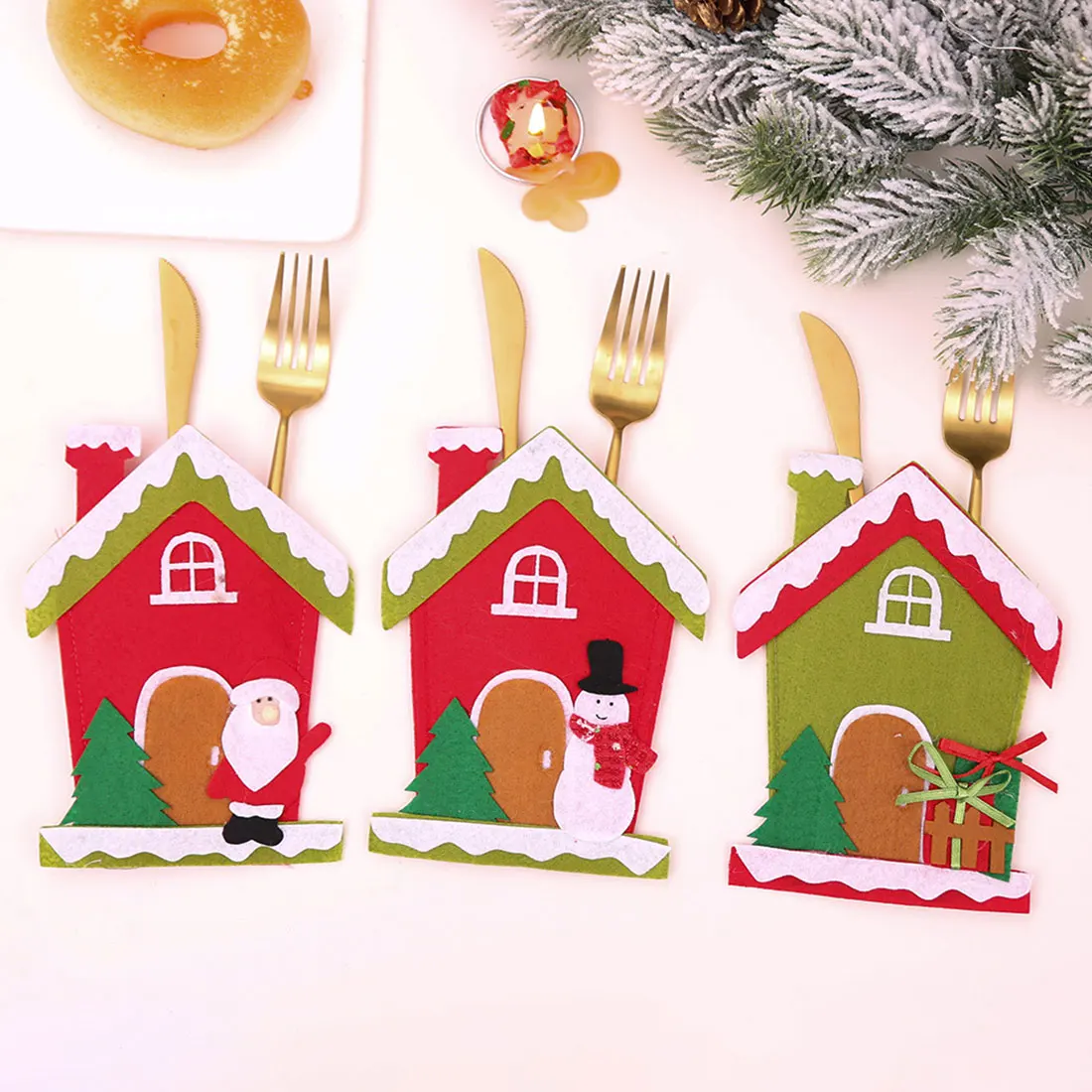 

1PCS Christmas Decorations for Home Party Table Cutlery Bags Santa Claus House Socks Hats Tableware Holder Pocket Ornaments