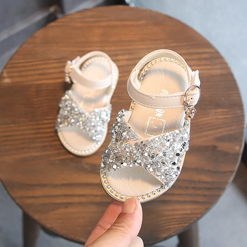 

Sequins Sandals Summer kids Shoes for girls Fashion Leathers Sweet Children Sandals Toddler Baby Breathable Out Bow Shoes