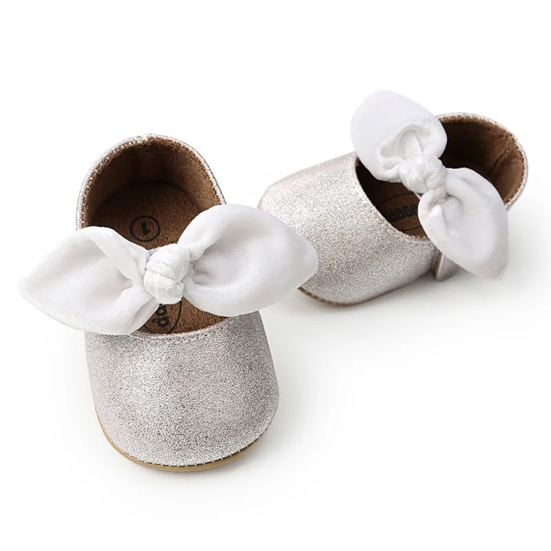 Модная детская обувь с бантиком и мягкой подошвой; нескользящая обувь для маленьких принцесс; обувь для малышей 0-18 месяцев