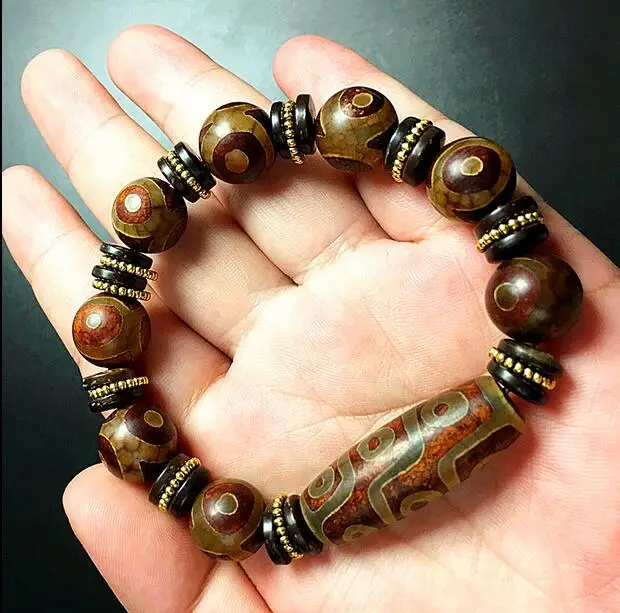 

The popular Chalcedony Tibet bead bracelet fashion accessories all-match male send friends and family