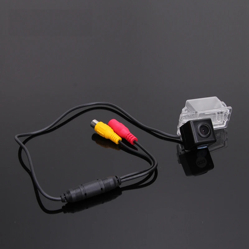 

Car Reversing Rear View Camera for Geely Emgrand EC7 Sedan Water-proof CCD NTSC 633