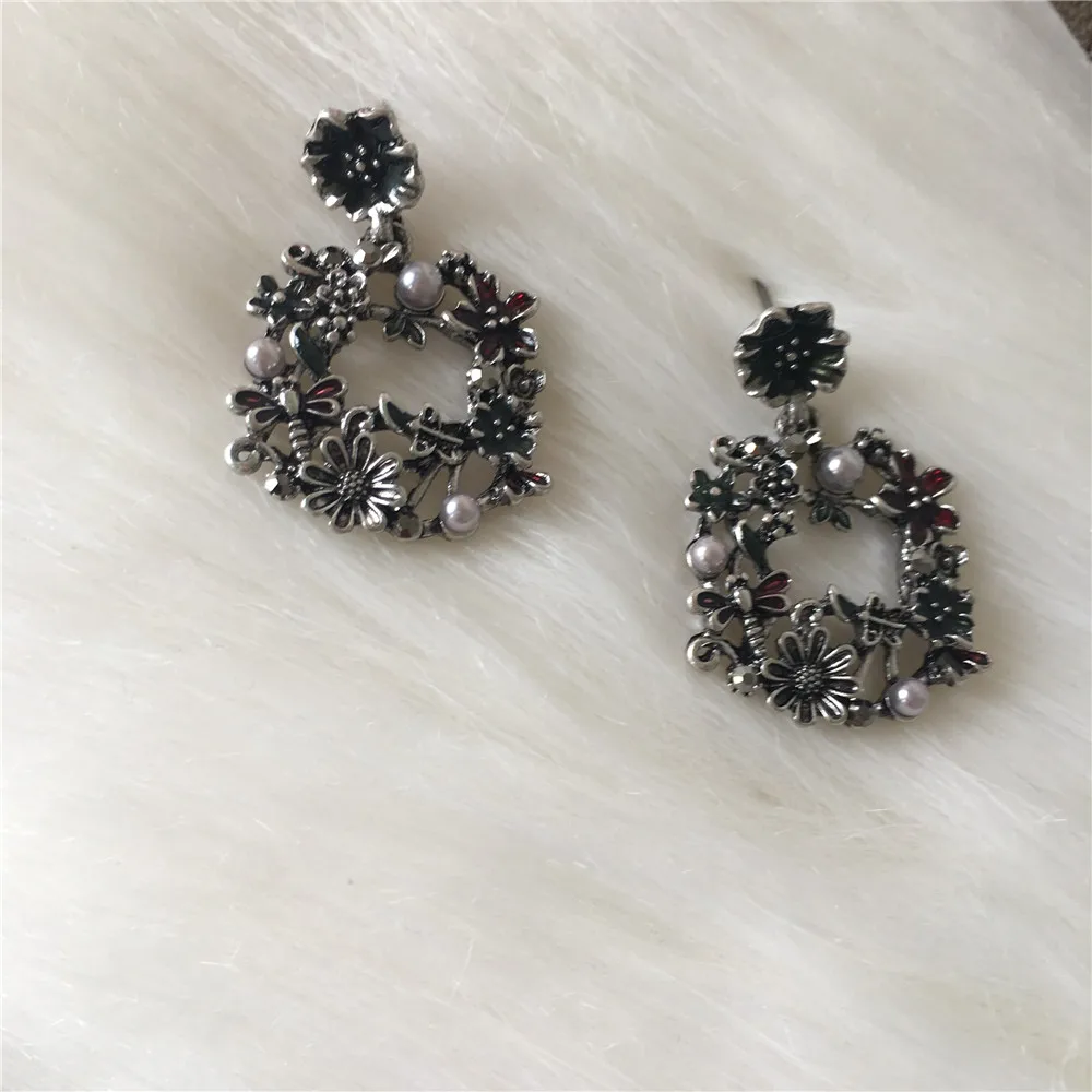 

UNIQUE RHODIUM COLOR PLATING FLOWER PEARL DRAGONFLY FILIGREE DROP EARRINGS FOR WOMEN