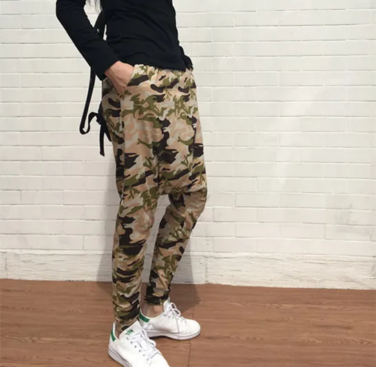 Стрейч хлопок крест широкие Свободные мешковатые промежность Камуфляж Jogger Брюки для женщин уличная Harajuku Хип-хоп свободные брюки плюс Fit