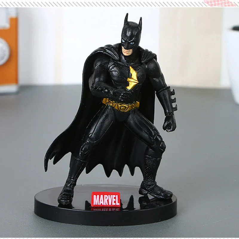 

10.5cm DC Comics Batman Action Figure Collectible Toy with Opp Bag