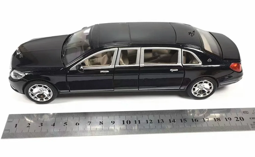 Koop 124 Legering Model Auto 6 Deuren Open 21Cm Diecasts Voertuigen Luxe Vooruitzichten Uitstekende Kwaliteit Rode En Zwarte Kleur Safty verpakking