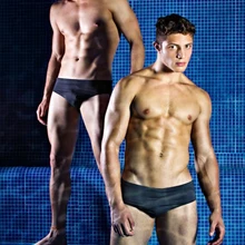 Для мужчин мужские плавки Новинка частные индивидуальные супер эластичная быстросохнущая водные виды спорта сексуальные Шорты