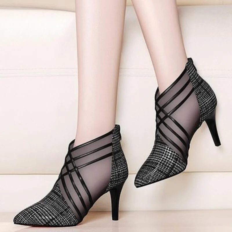 Обувь на высоком каблуке; коллекция года; Новая летняя Корейская версия; сандалии с перфорацией