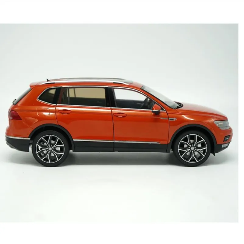 Оригинальная усовершенствованная коллекция tiguan l 1:18 игрушечная машинка из