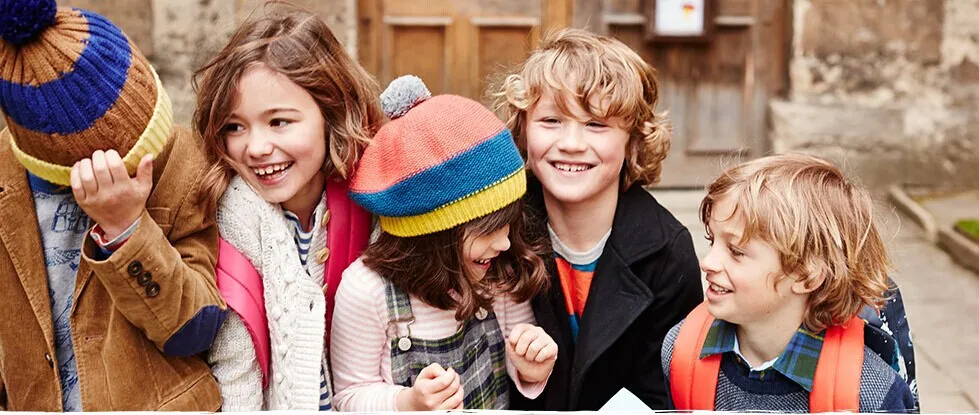 2337157685_646771562