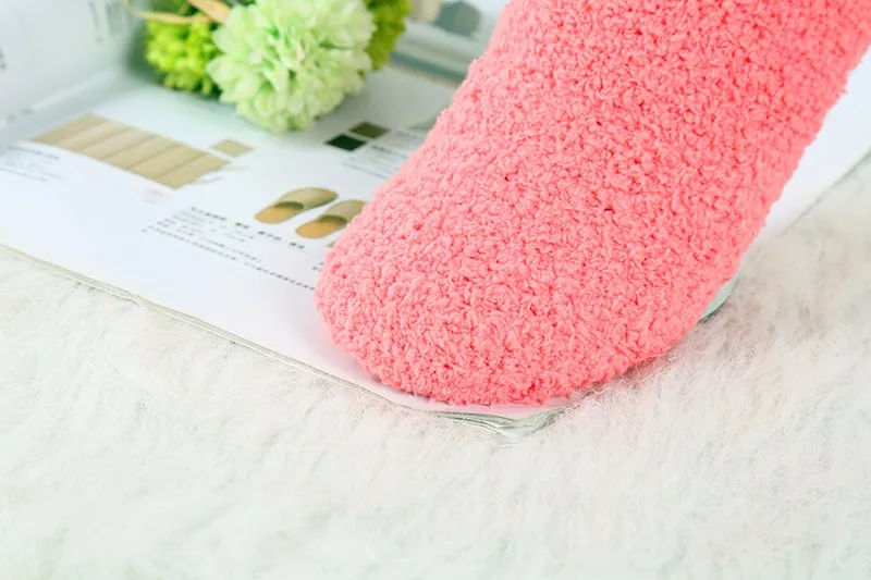 Pure Color Women Socks Thermal Coral Fleece Floor Socks Plush Soft Candy Color Towel Sock 2016 New Female Thick Warm Clothing (25)