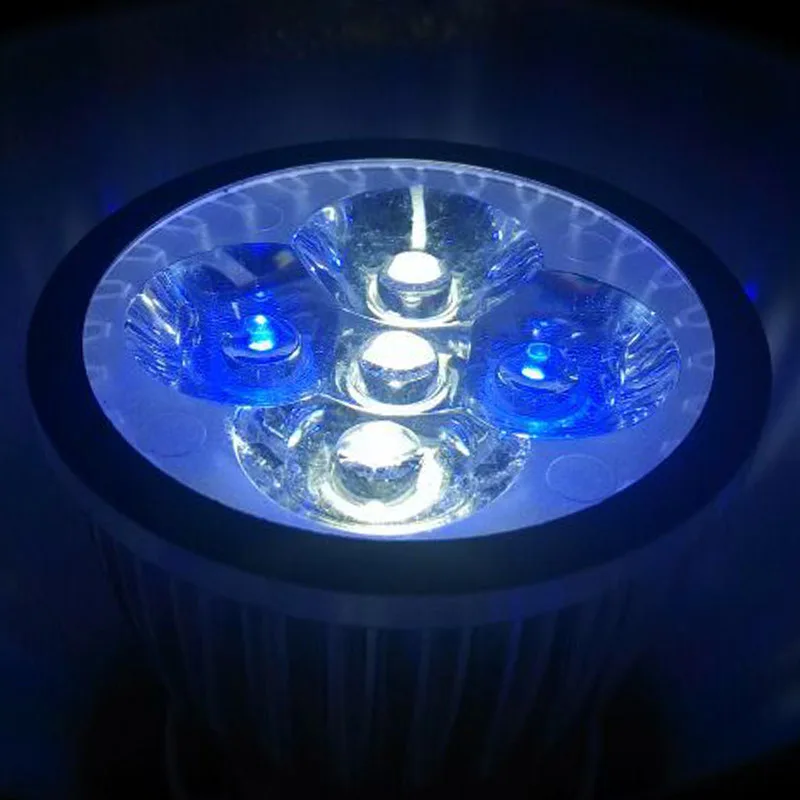 Подсветка для цветов. Лампа для растений красного свечения. Лампы синего спектра. Plant grow light фитолампа. Люминесцентные лампы для растений.