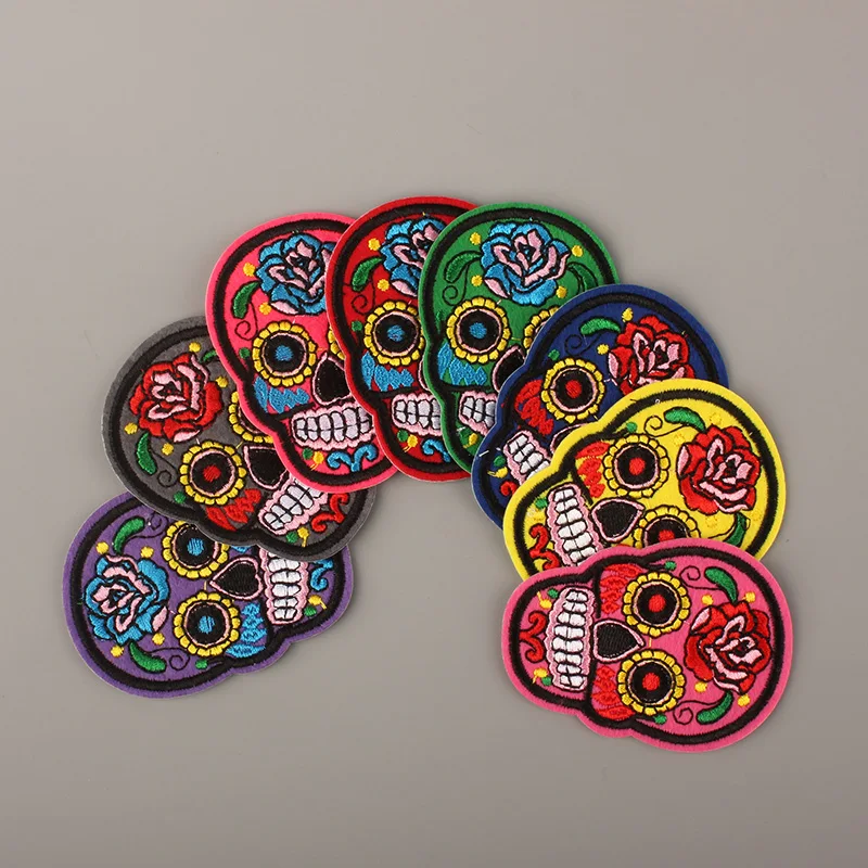 1pc-Flowered-Patches-For-Clothing-Iron-On-Embroidered-Appliques-DIY-Apparel-Accessories-Christmas-Patches-Hat-sweater