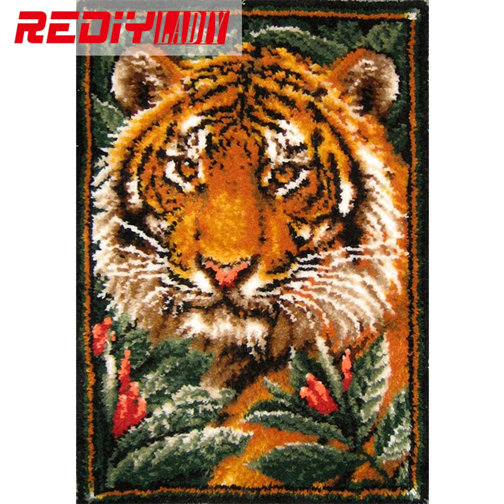 

Latch Hook Rug Kits Unfinished Crocheting Tapestry 3D Yarn Needlework Cushion Set for Embroidery Carpet The King of Jungle Mat