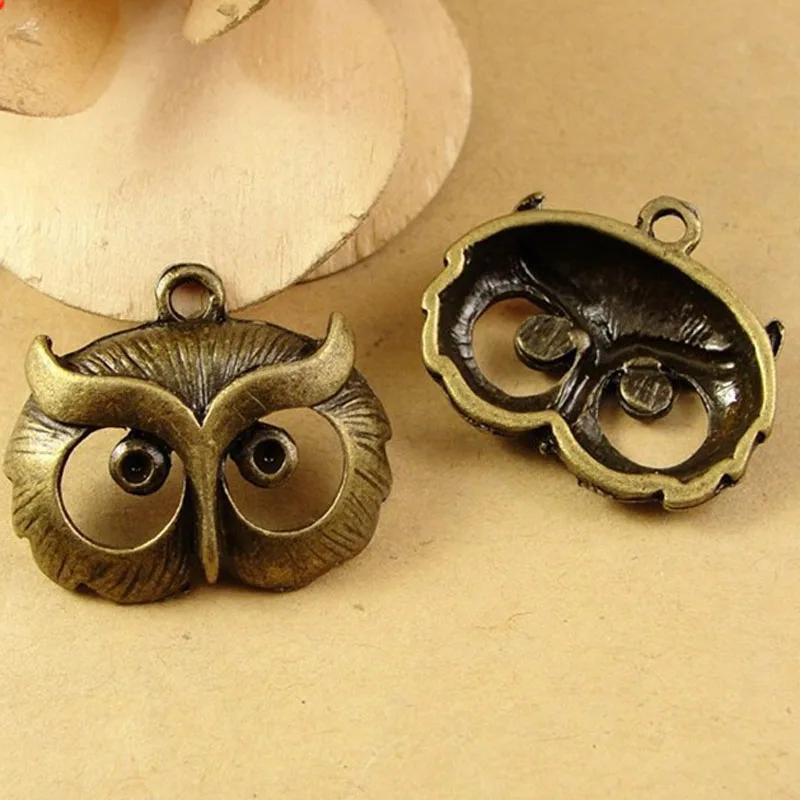 24*20*6MM Antique Bronze Vintage owl charms handmade