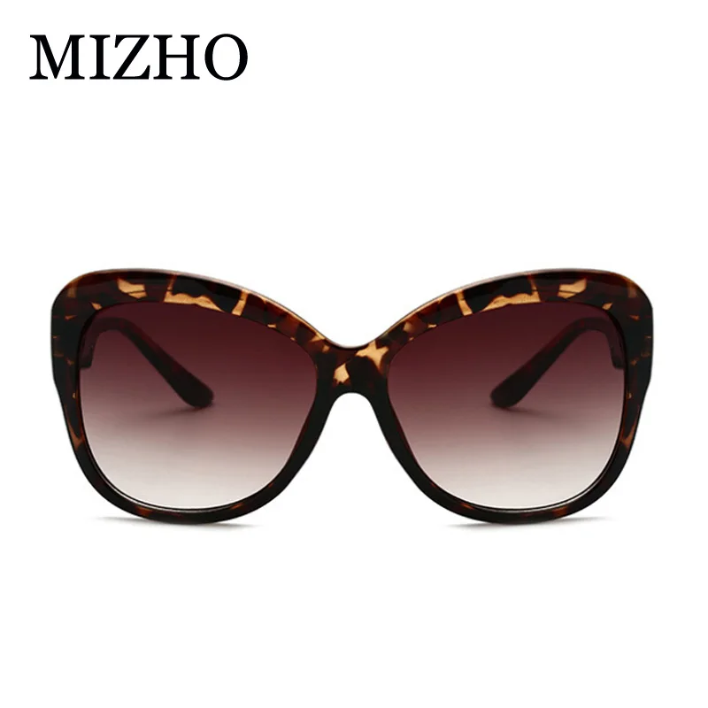MIZHO Fashion 2019 Style Gradient Star Sunglasses Women Retro Brand Design Butterfly Sun Glasses Ladies Oculos De Sol 