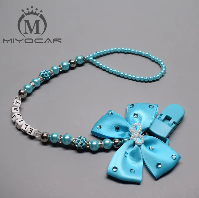 MIYOCAR любое имя Bling blue rhinestone Лук blueand синие Бусины пустышка зажим держатель соска держатель/зажим для прорезывателя