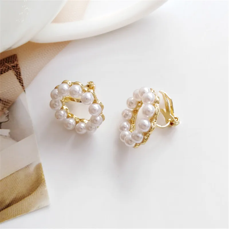 Ear clip Простые серьги с геометрическим жемчугом для девушек, ювелирные изделия для женщин, свадебный подарок, серьги-капли из ракушки вечерние новые серьги - Окраска металла: Ear clip