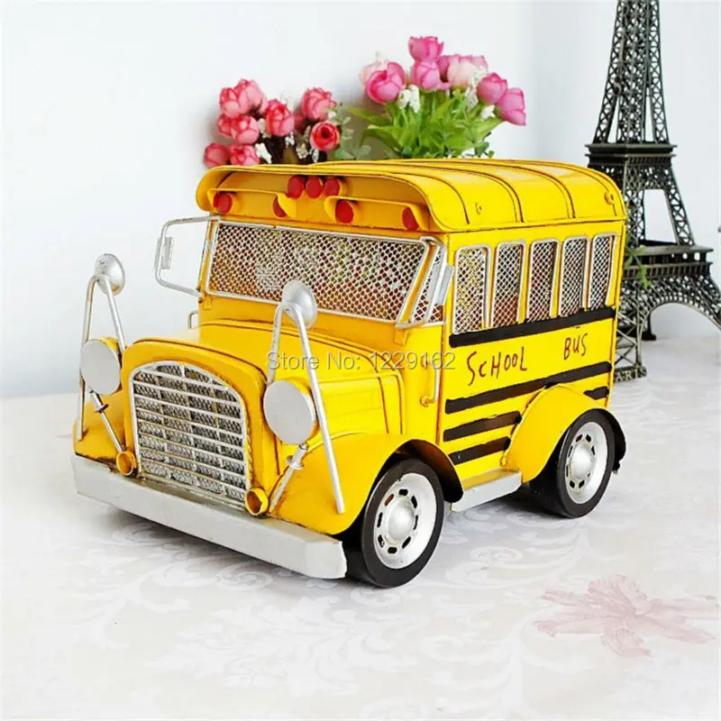 

Handmade Vintage Metal Classic Cars Model Retro Iron Car Metal School Bus Model Birthday Gift Home/Shop/Pub Decoration