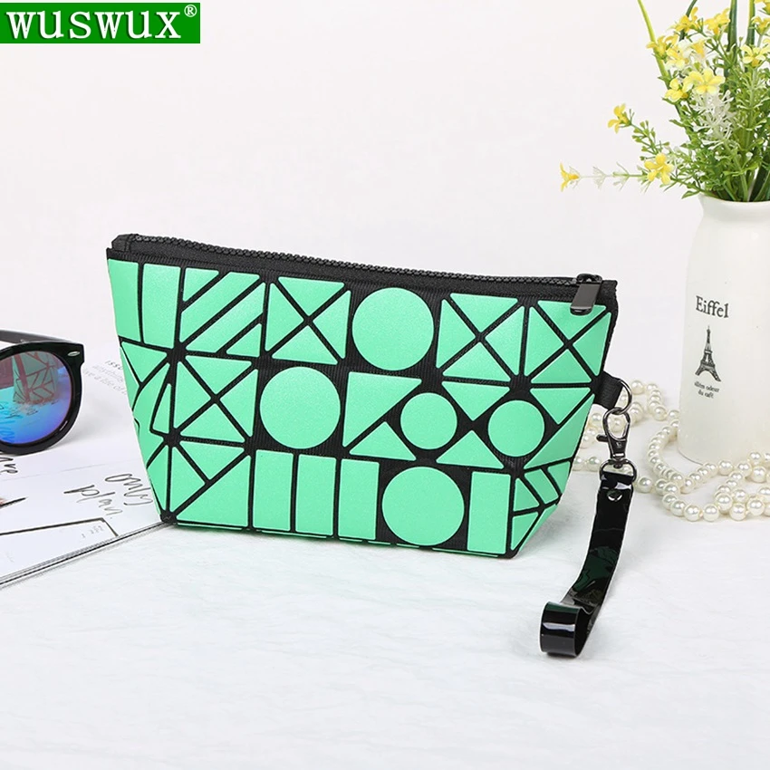 

new fashion cosmetic bag Geometric Matte pvc women make up bag casual travel makeup case beauty bag organizer toiletry kit pouch