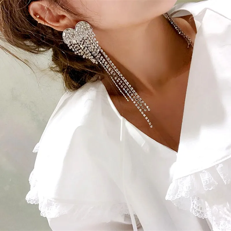 

Luxury Boutique Crystal Long Chain Heart Charm Dangle Earrings For Women Jewelry Fashion Statement Earrings Accessories