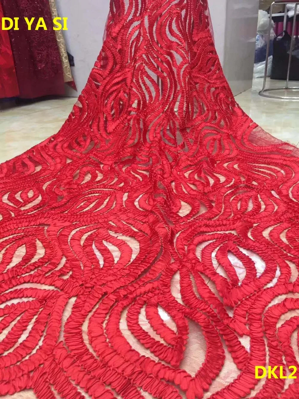 

Embroidere cotton fabric African lace Applique French lace fabric High quality African tulle lace fabric for wedding dress 5y
